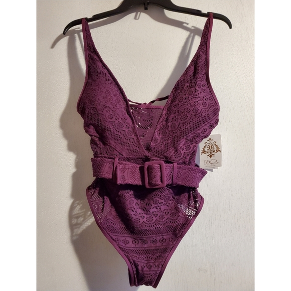 🔥BECCA Color Play Crochet Belted Swimsuit - Picture 5 of 10